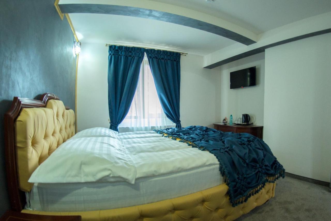 Voila Inn Предял Экстерьер фото